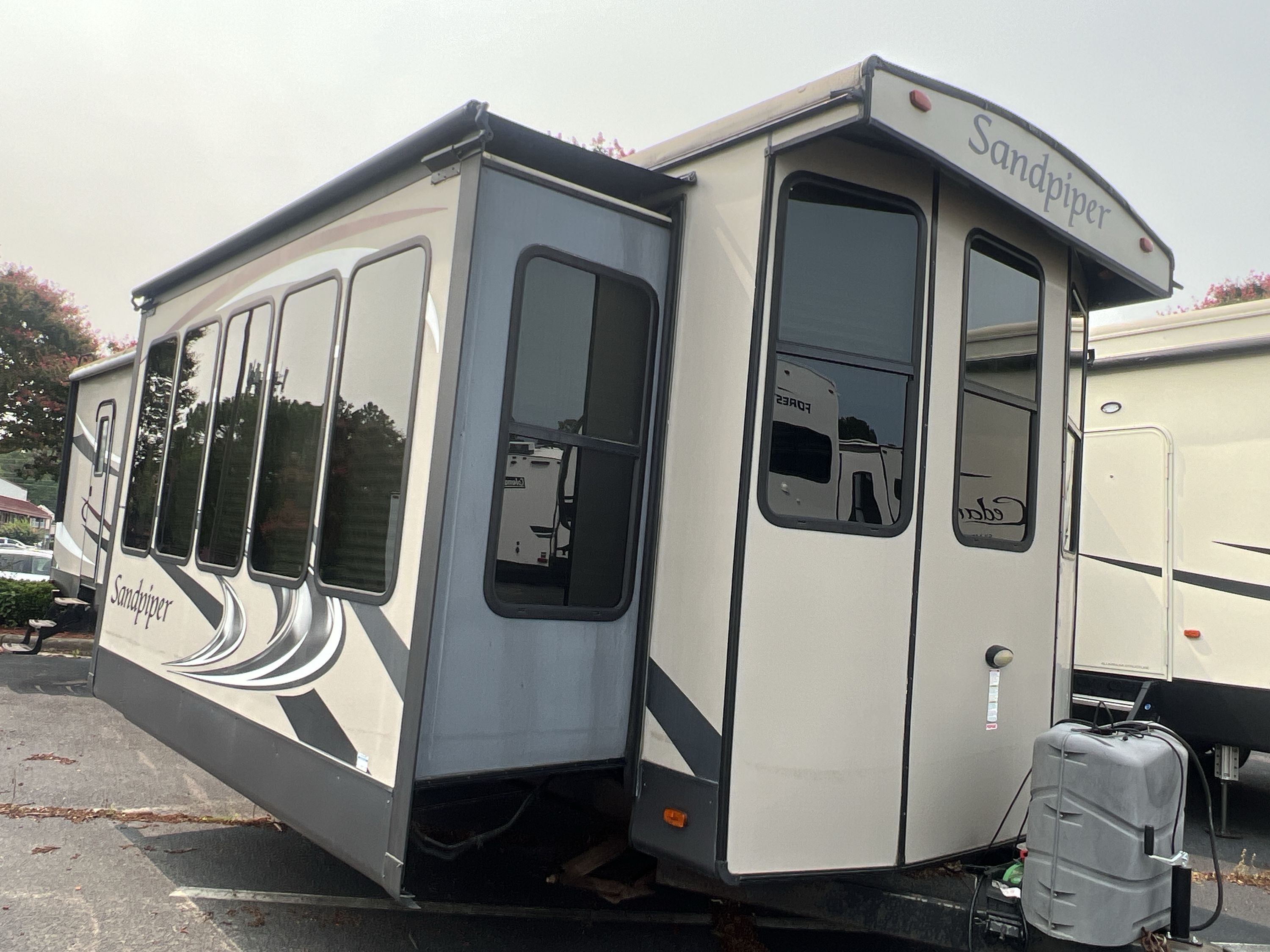2016 Forest River SANDPIPER 385FKBH in greenville NC