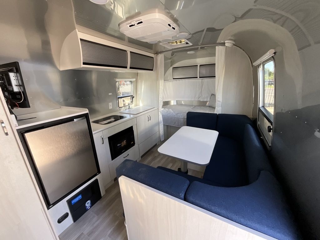 2025 Airstream Bambi 22FB RV