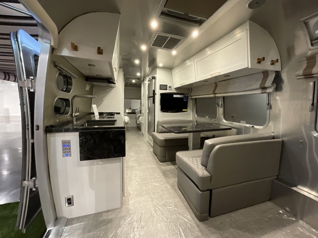 2026 Airstream Classic 30RB in reno NV