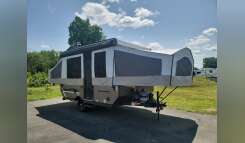 2022 Forest River FLAGSTAFF MAC/LTD 228LTD RV