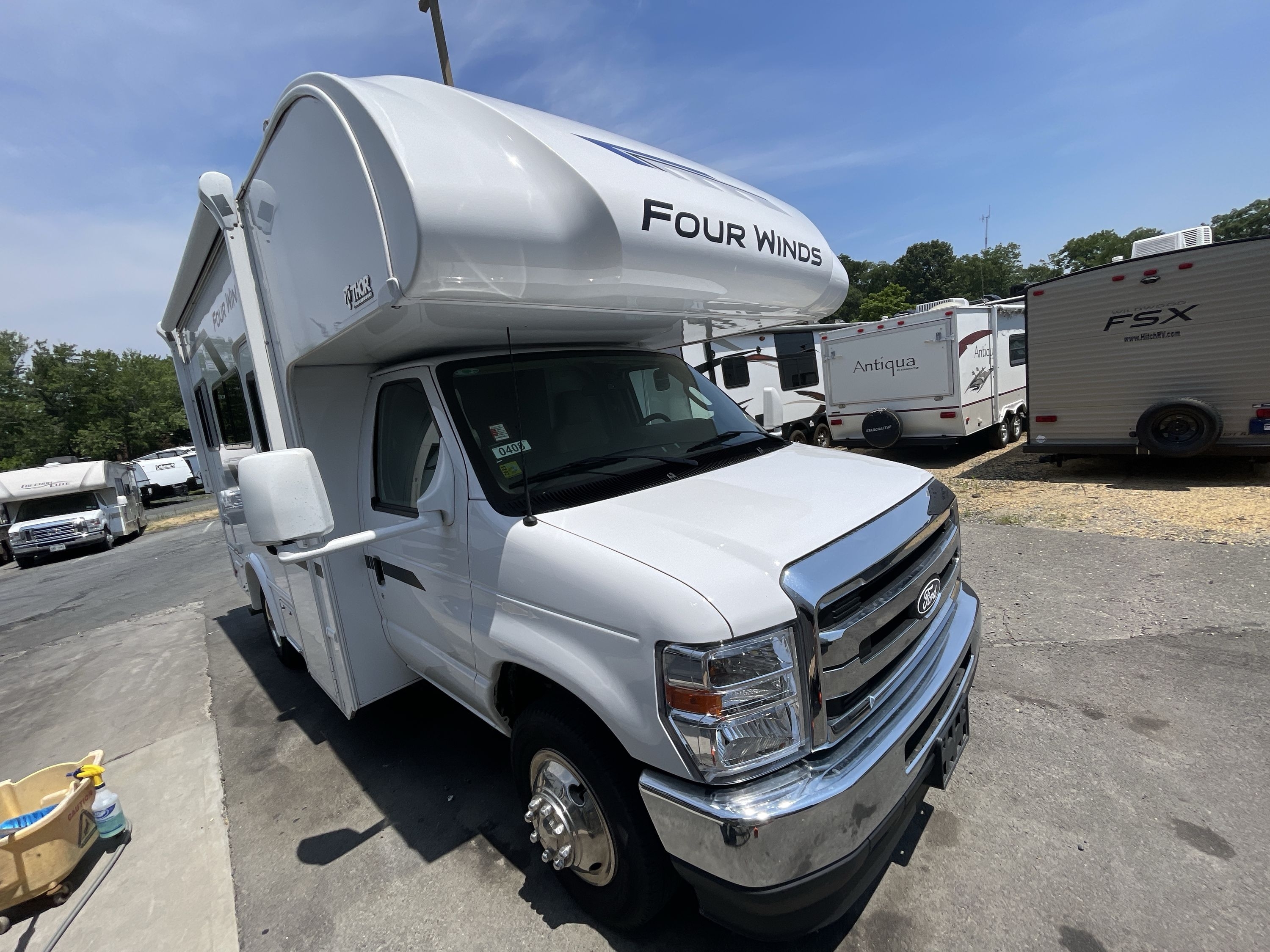 2026 Thor FOUR WINDS 19ZF RV