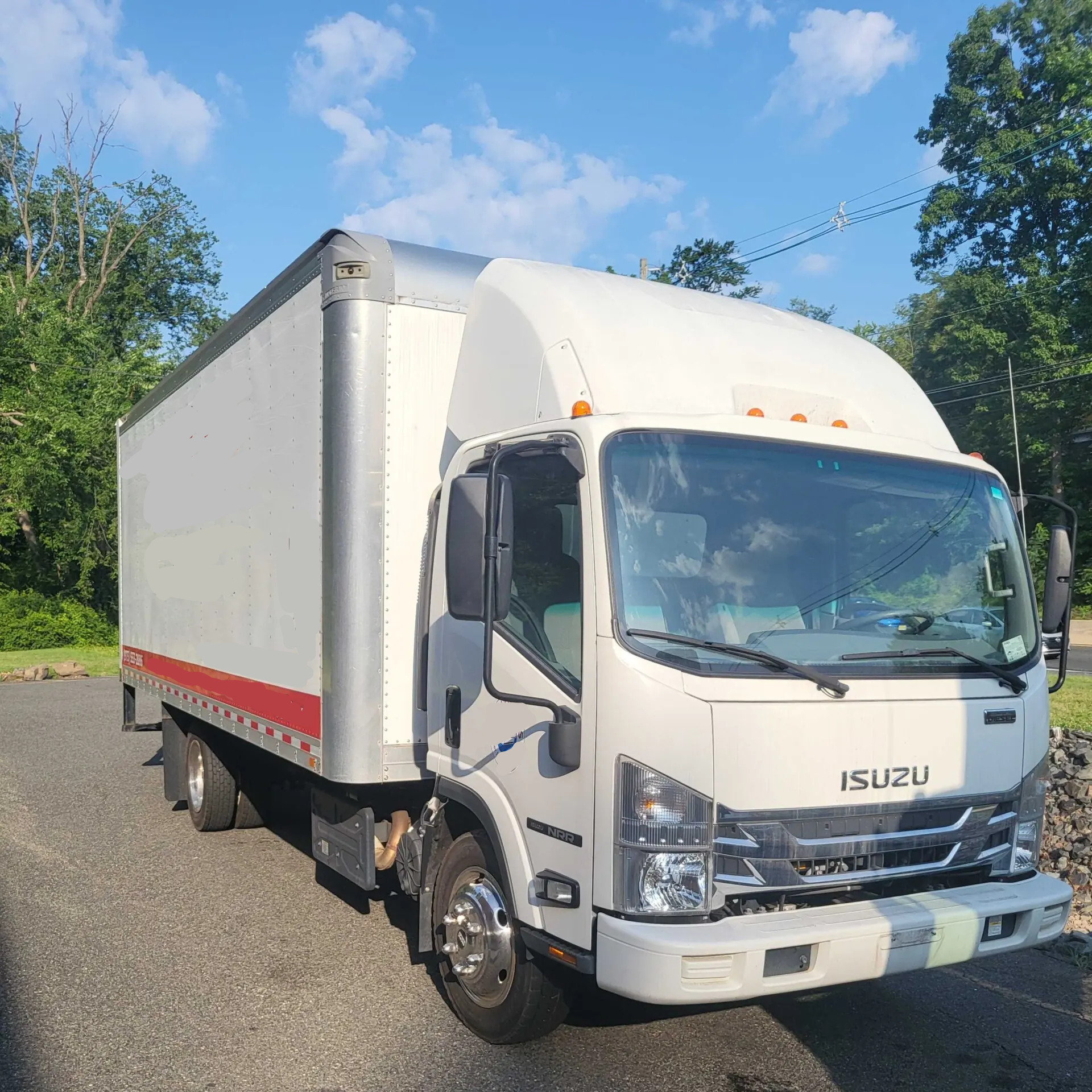2022 Isuzu NRR in Middletown, CT