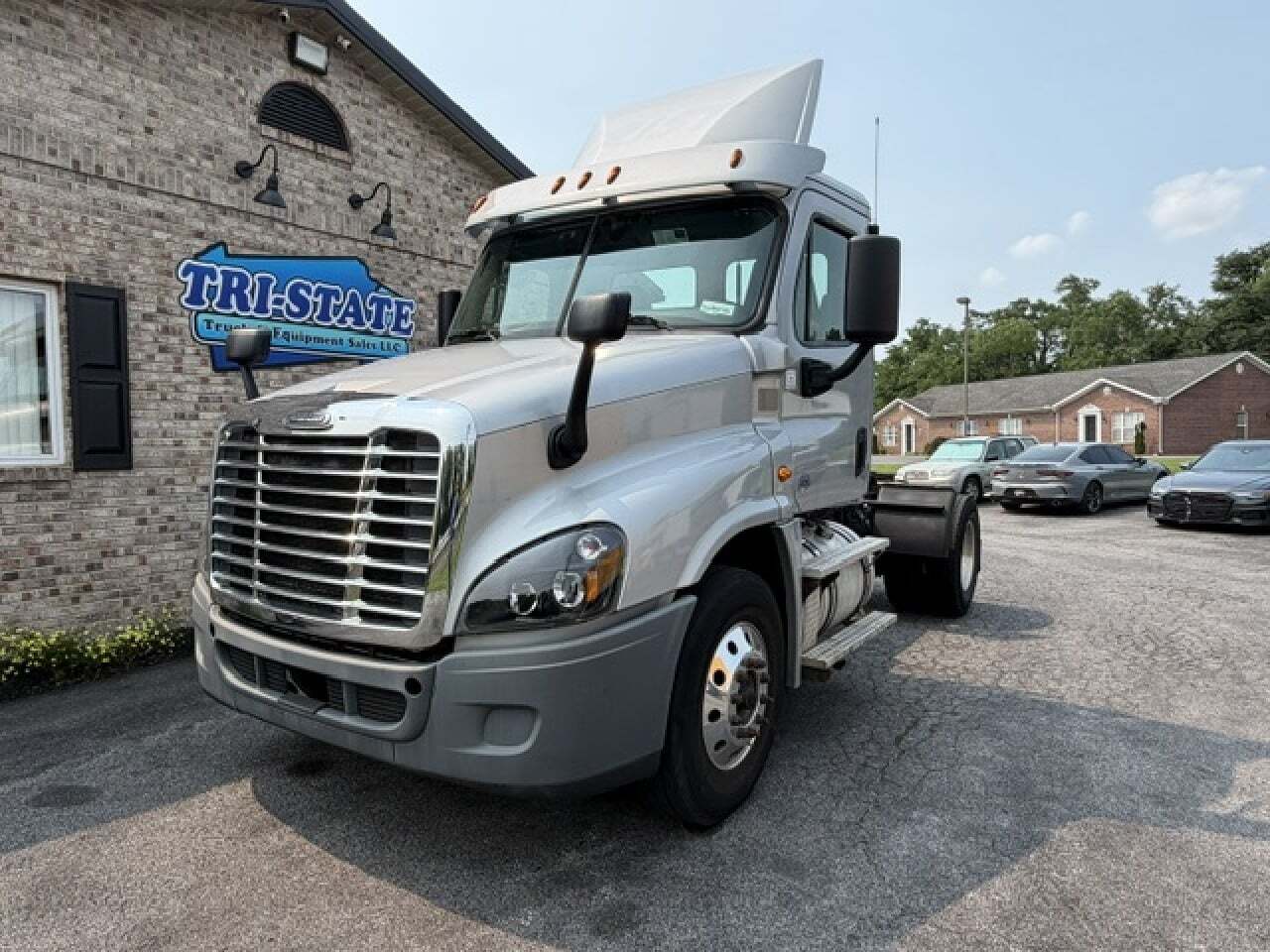 2018 FREIGHTLINER CASCADIA 125 in New Castle, DE