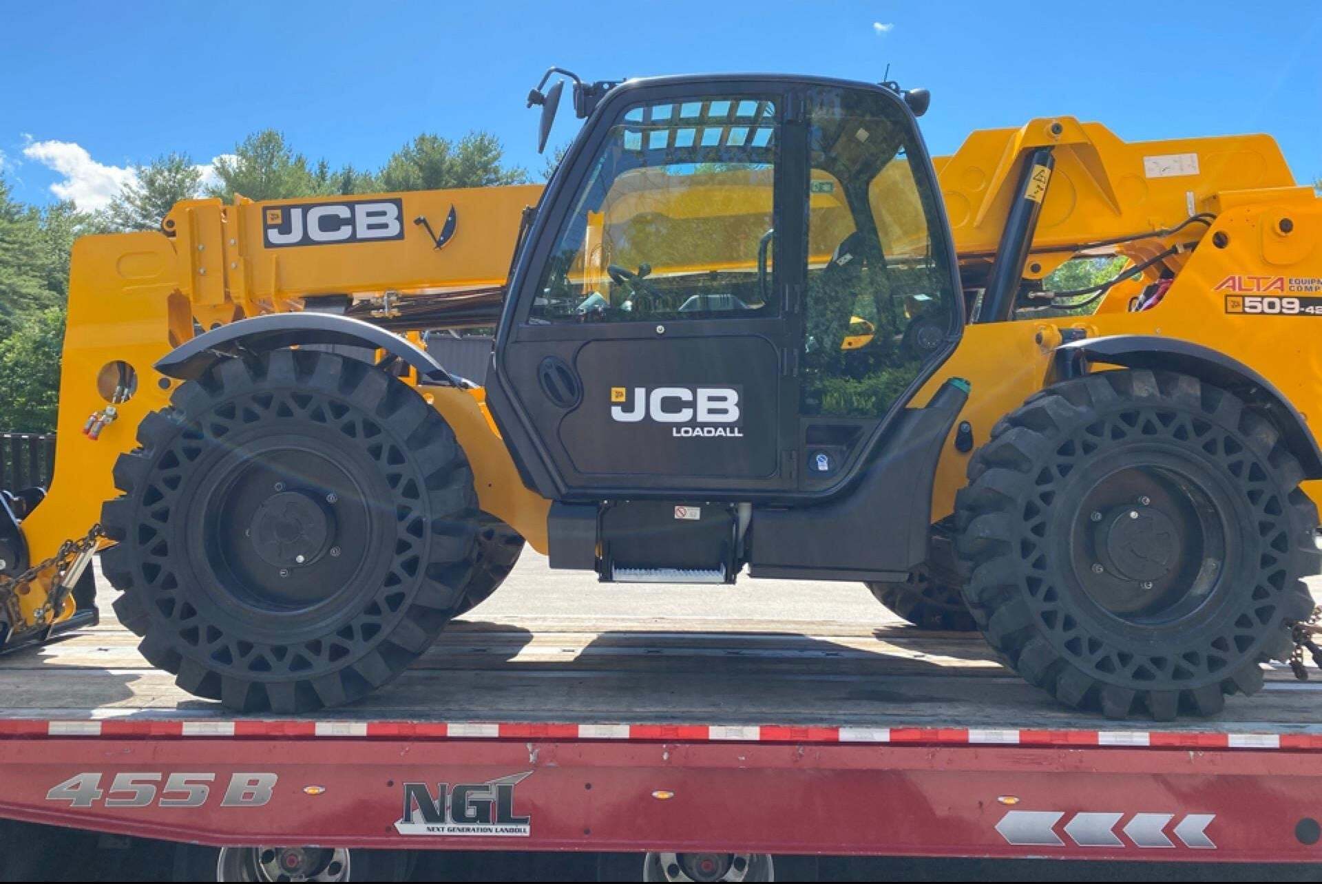 2025 JCB 509-42 in Concord, NH