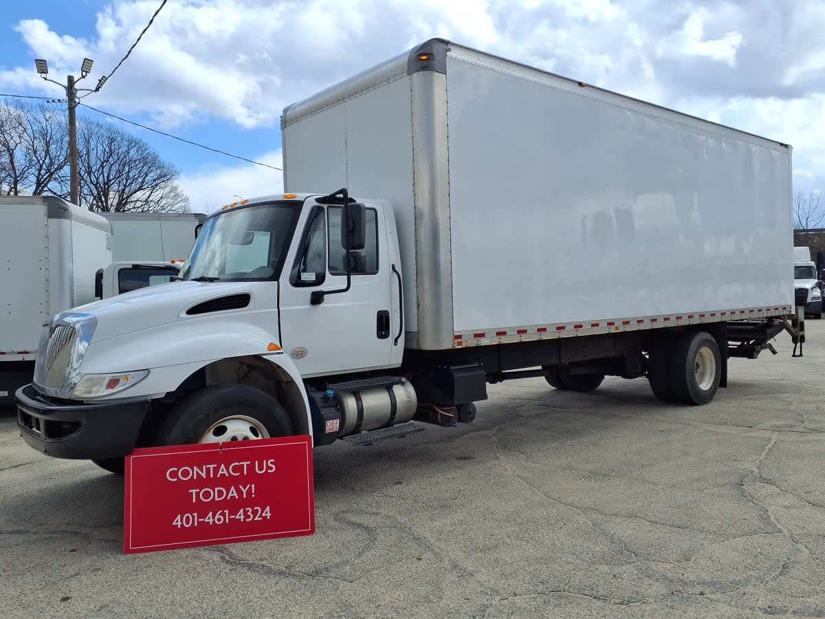 2019 INTERNATIONAL 4300 in Warwick, RI