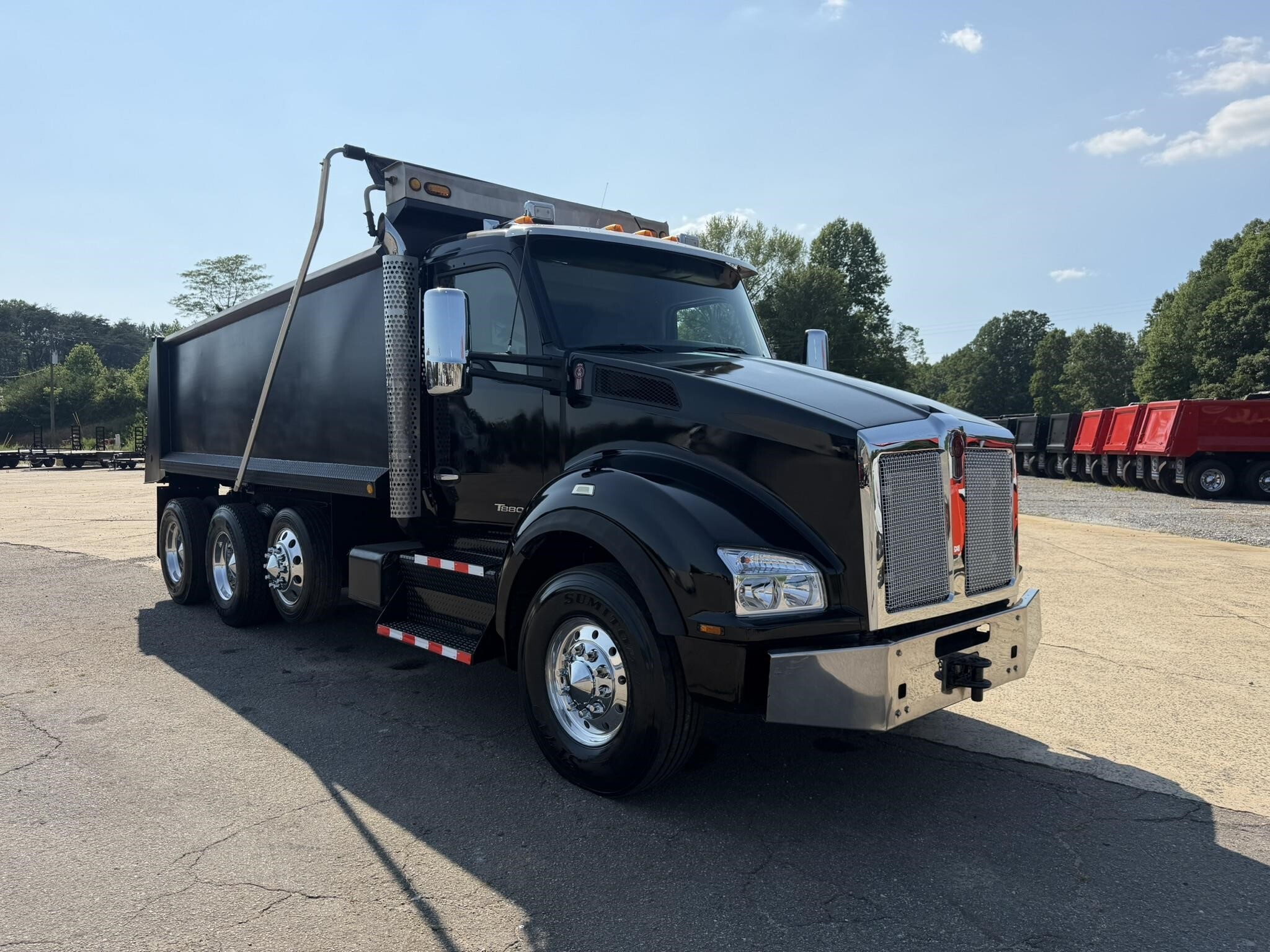2016 KENWORTH T880 in Mount Airy, NC