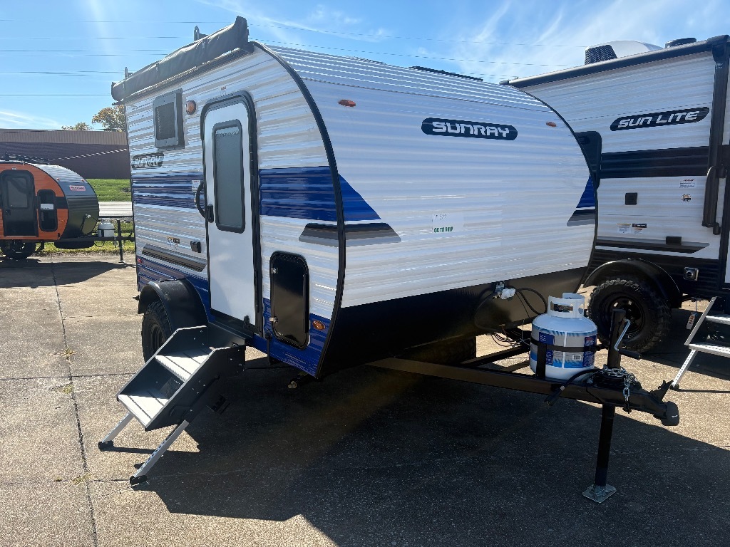 2026 Sunset Park Rv Sunray 119 sapphire blue/white in jackson MO