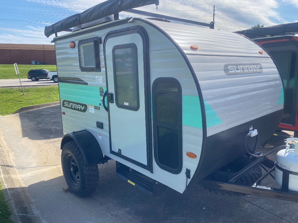 2026 Sunset Park Rv Sunray 109 mint green/gray in jackson MO