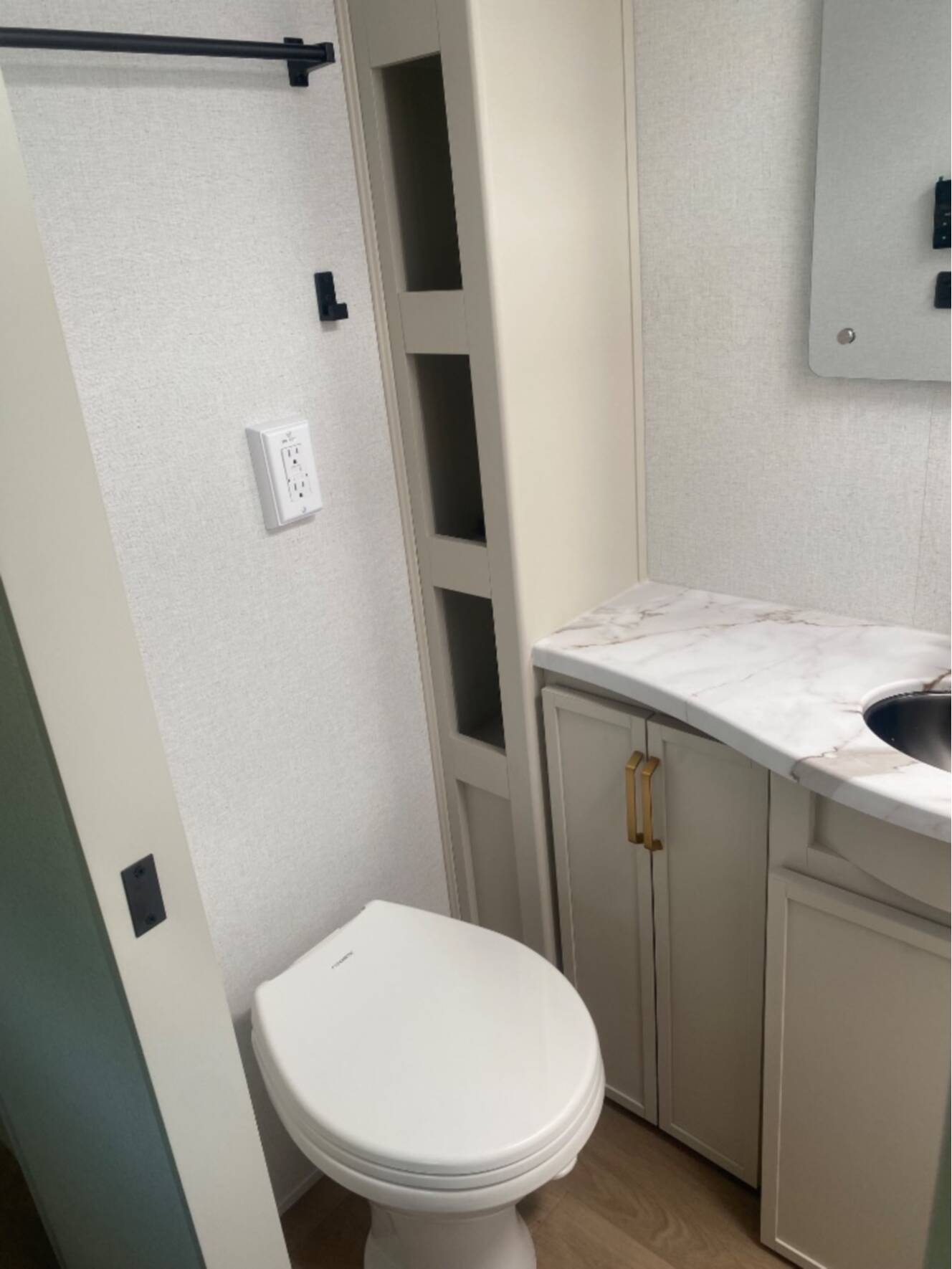 A photo of this 2027 Grand Design IMAGINE 22MLE