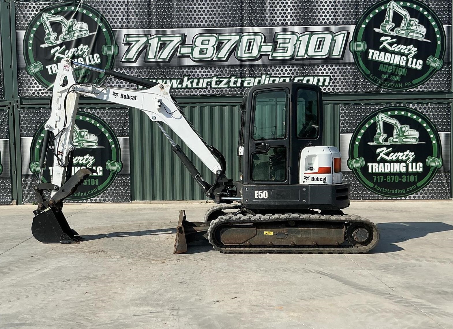 2018 BOBCAT E50 in Littlestown, PA