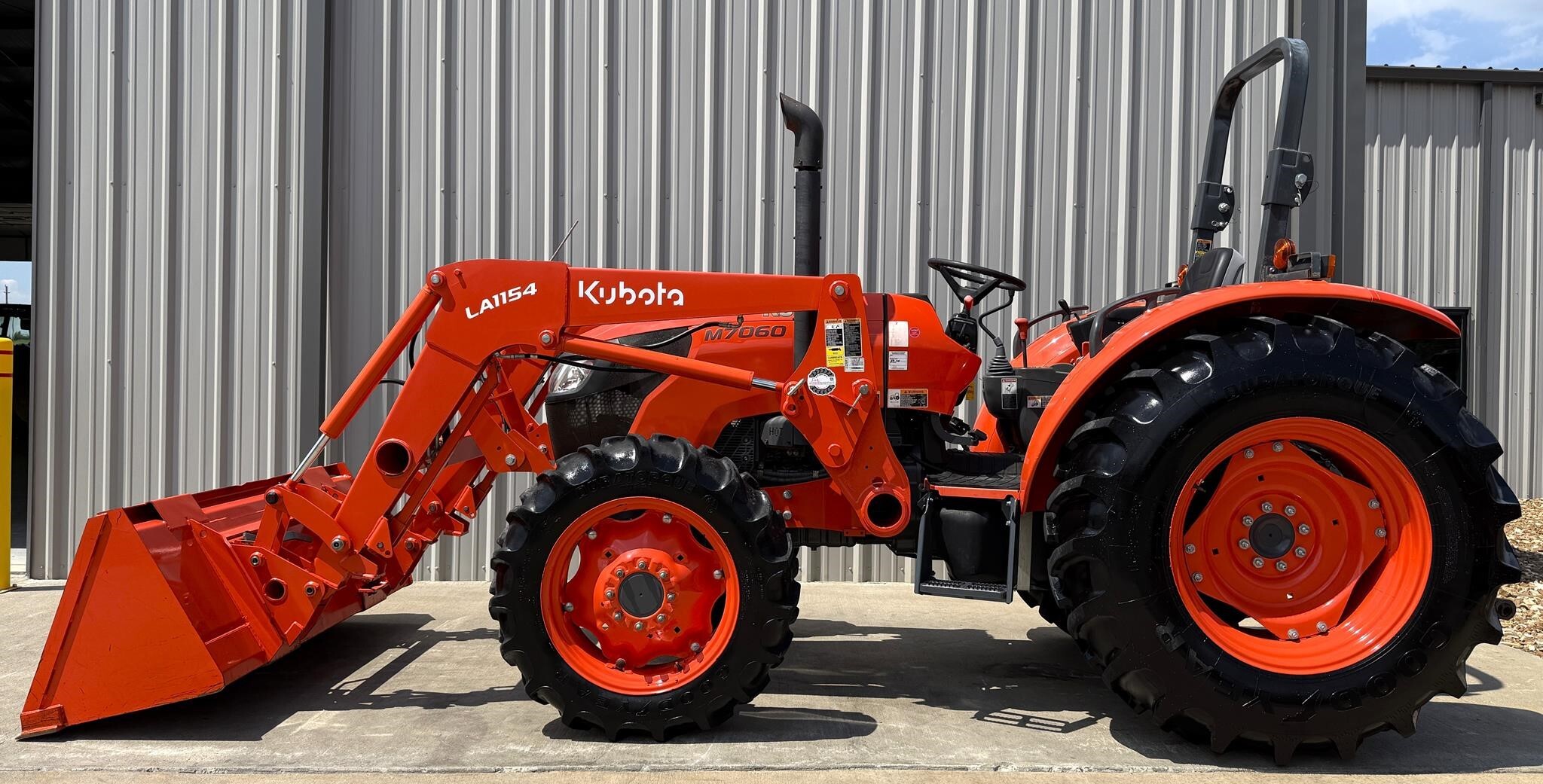 2019 KUBOTA M7060 in Heber Springs, AR