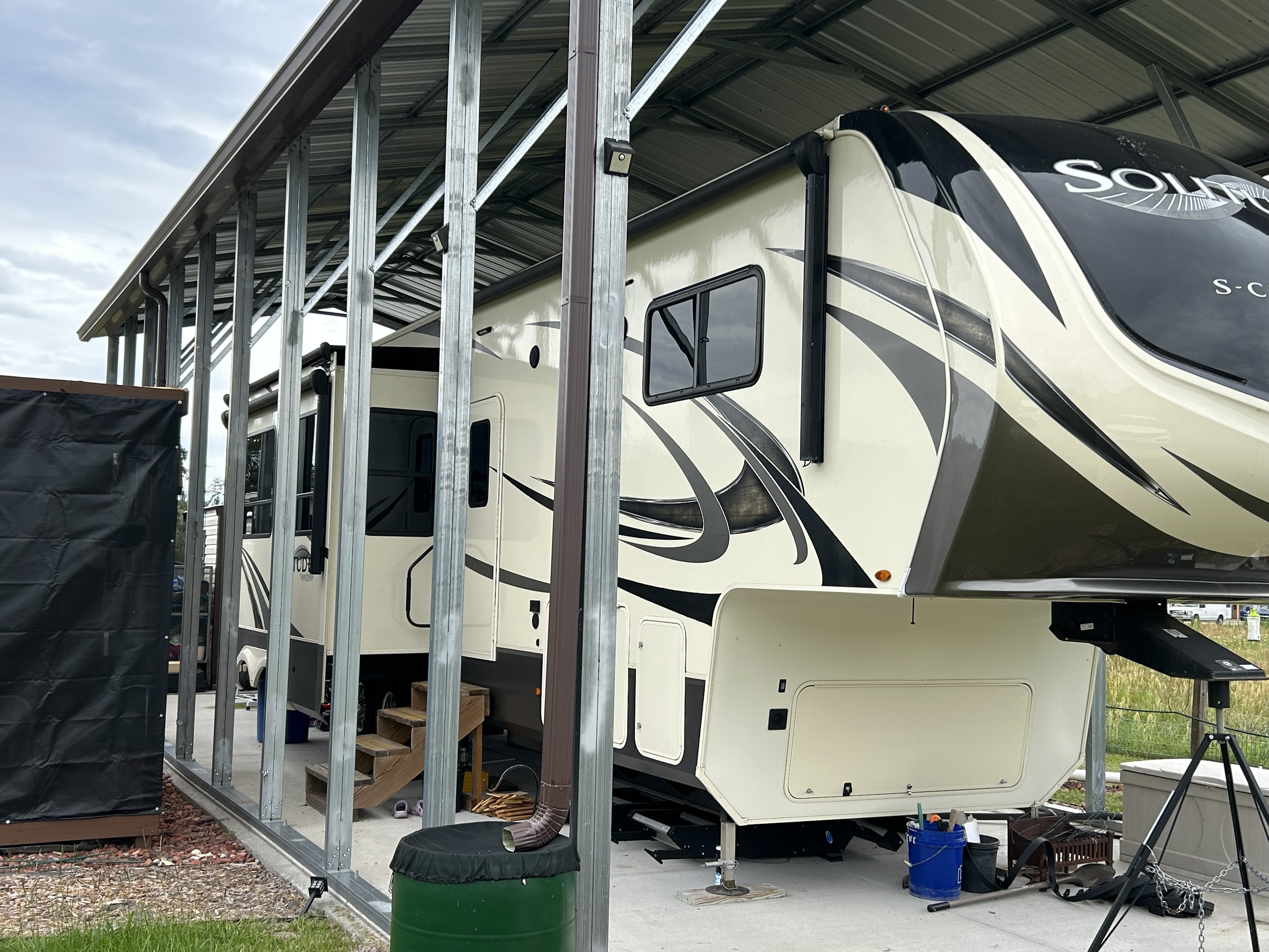 2021 Grand Design SOLITUDE S-CLASS 3950BH-R RV