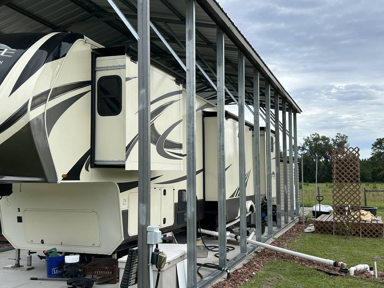 A photo of this 2021 Grand Design SOLITUDE S-CLASS 3950BH-R