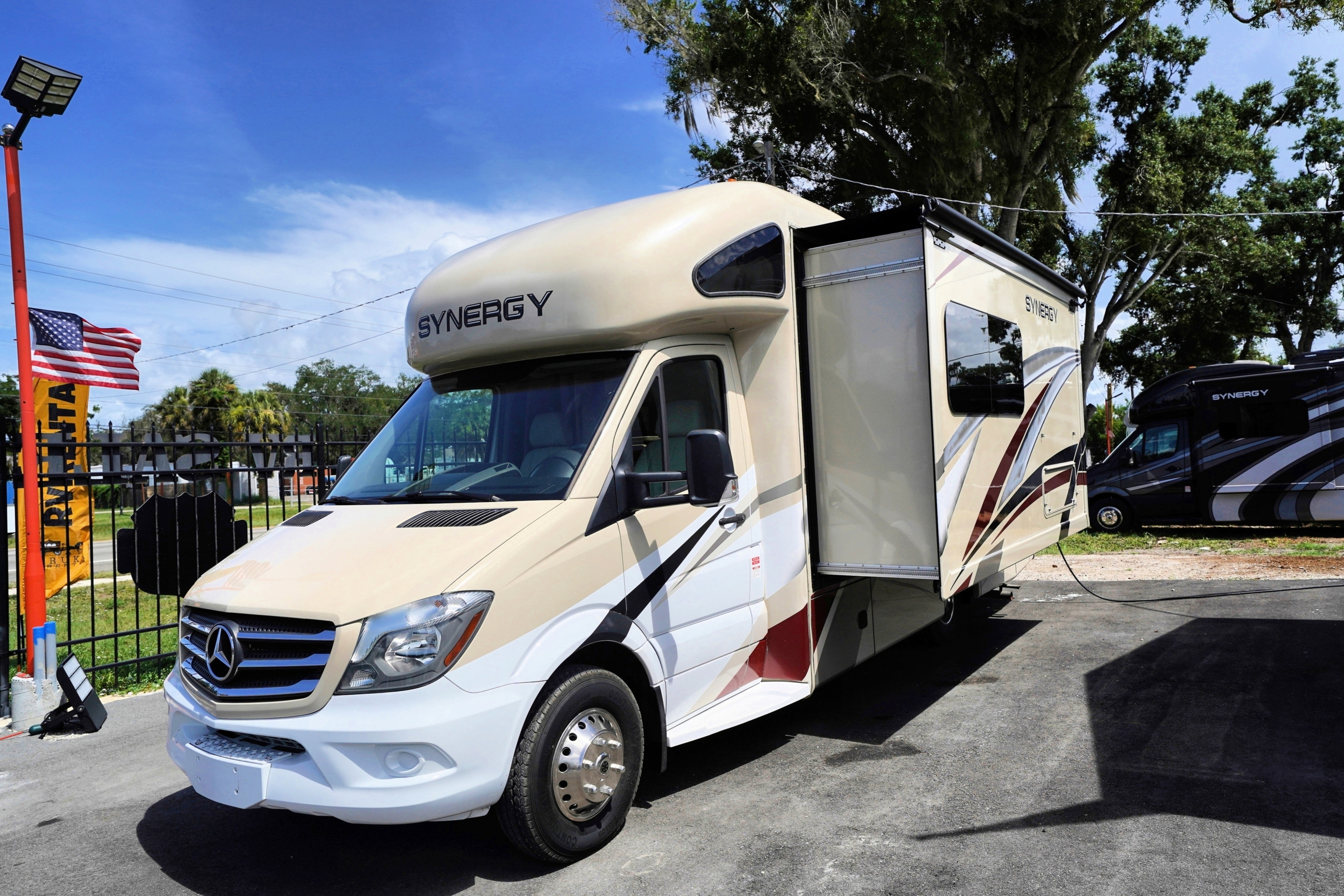 2019 Thor Motor Coach SYNERGY SPRINTER 24MB in gibsonton FL