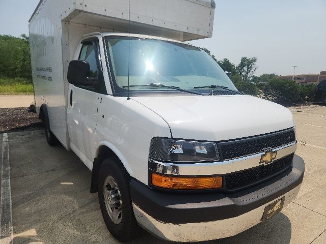 2016 CHEVROLET Express 3500 in Aurora, OH