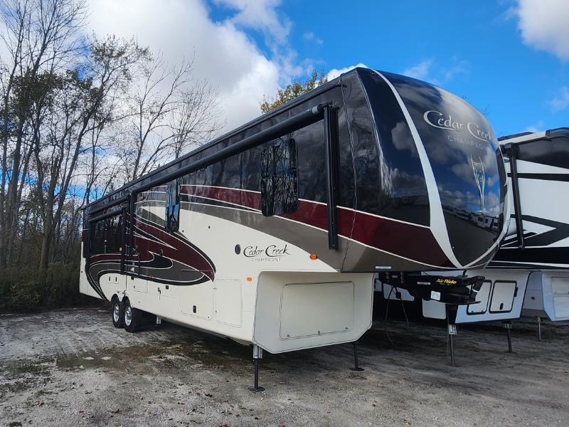 2019 Forest River Cedar Creek Champagne 38EL RV