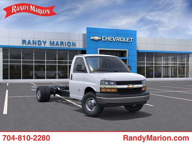 2026 CHEVROLET Express 4500 in Mooresville, NC