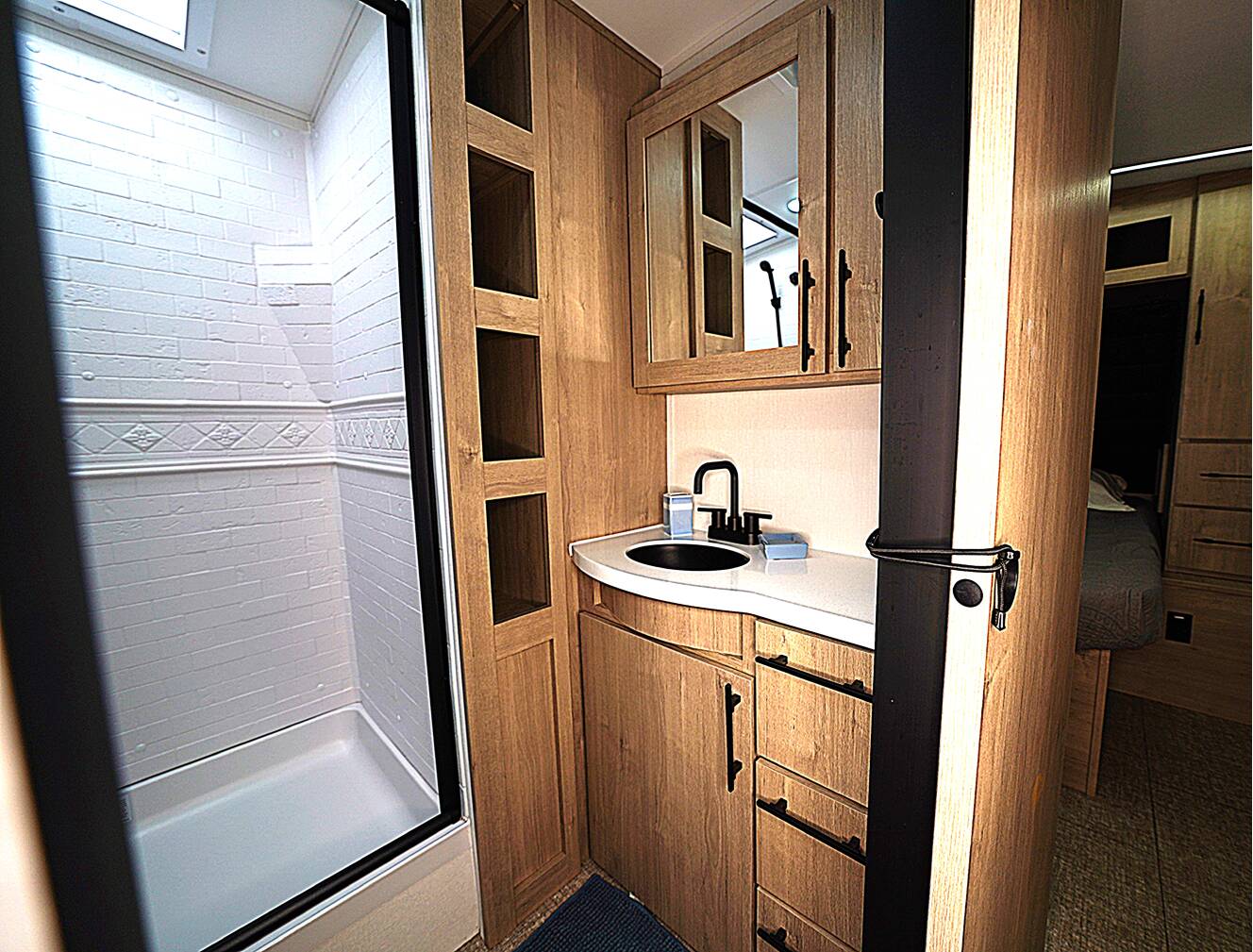 A photo of this 2025 Grand Design IMAGINE 2970RL
