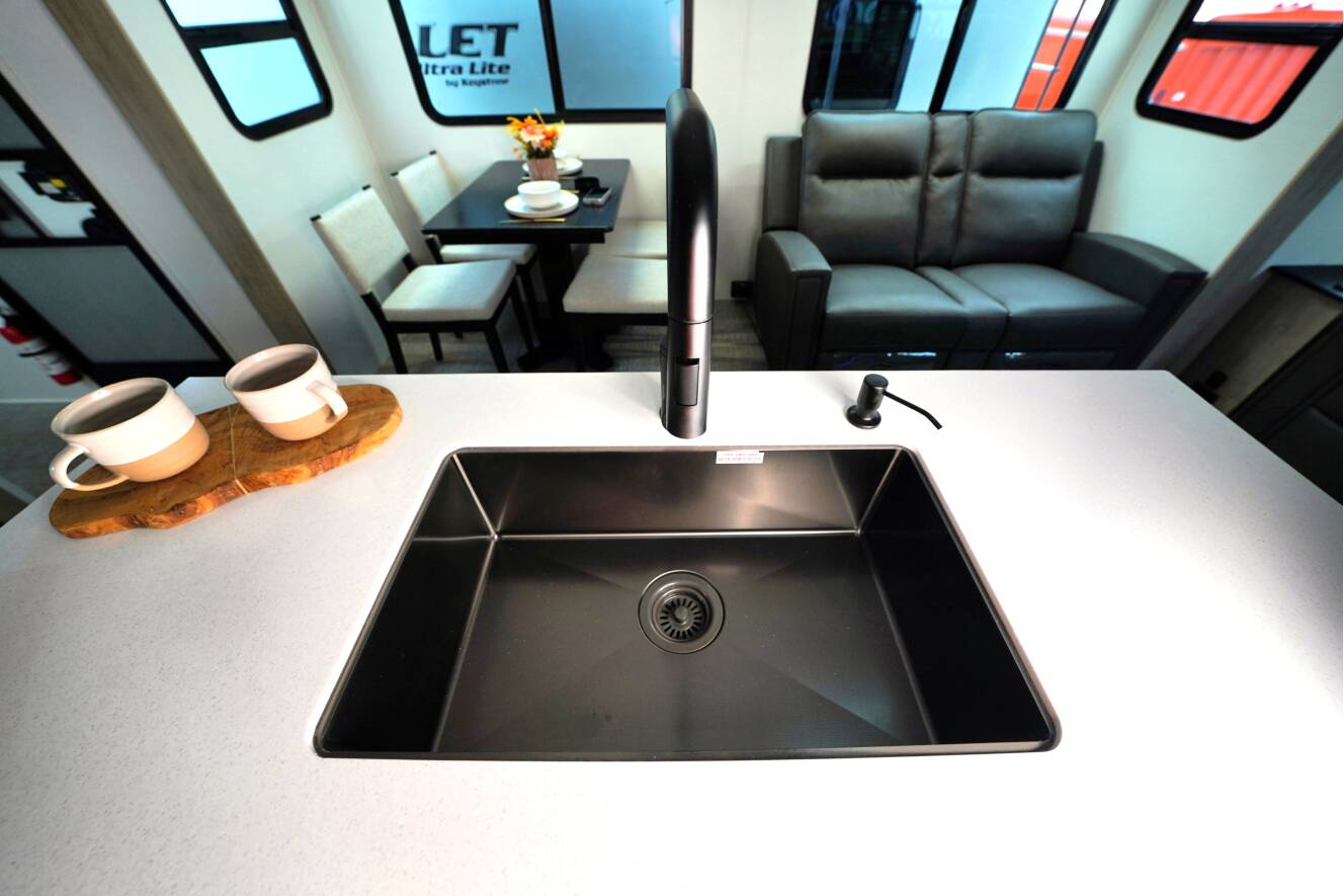 A photo of this 2025 Grand Design IMAGINE 2970RL