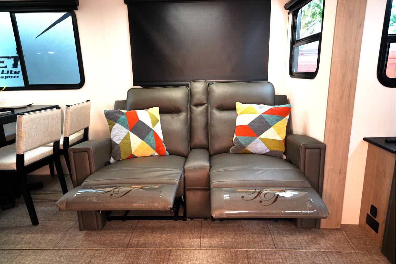 A photo of this 2025 Grand Design IMAGINE 2970RL
