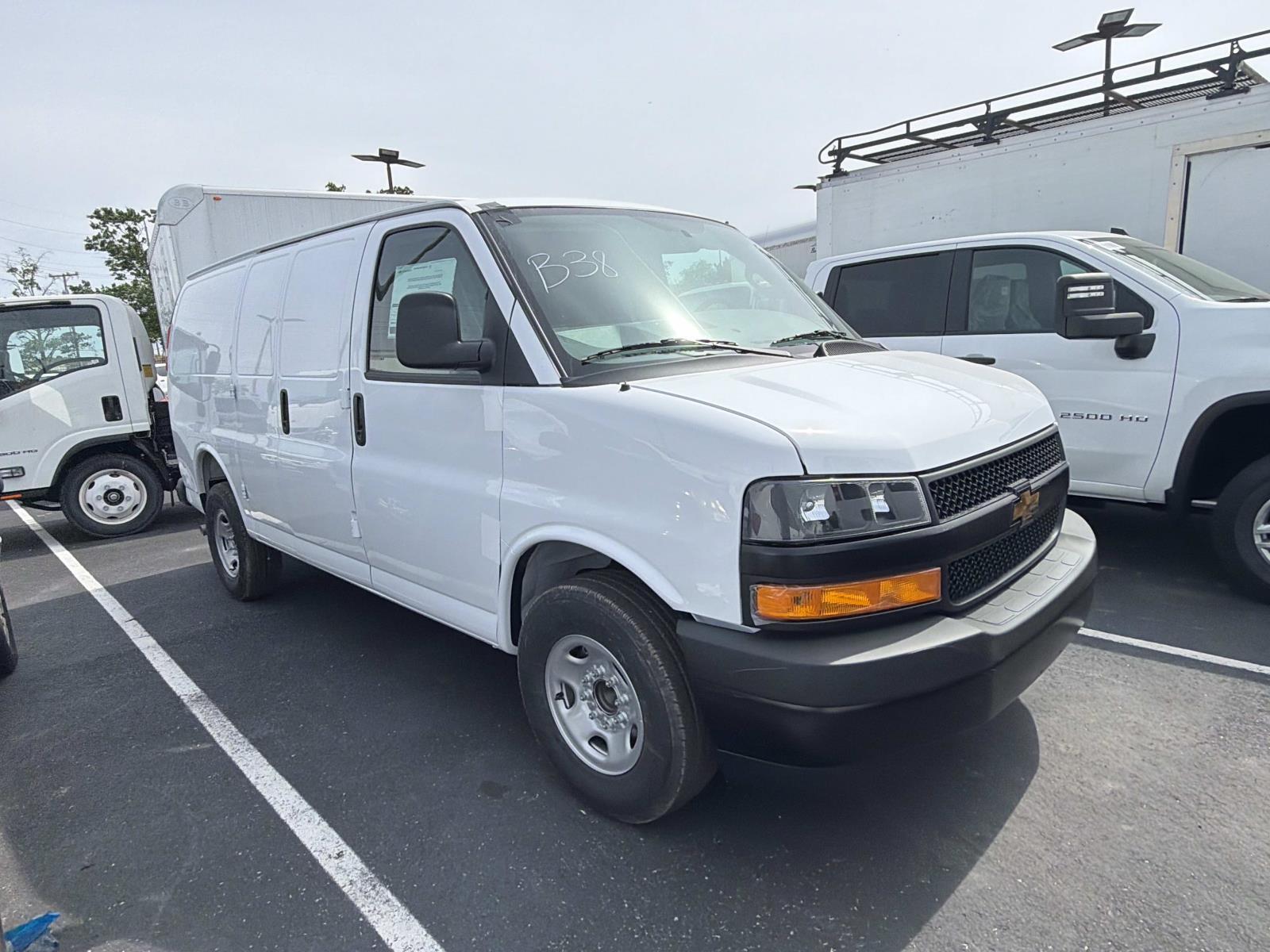 2026 CHEVROLET Express 2500 in Antioch, TN