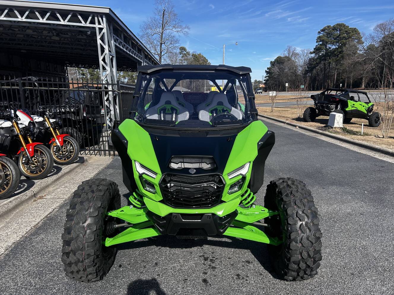 A photo of this 2026 Kawasaki Teryx®4 H2 Deluxe eS