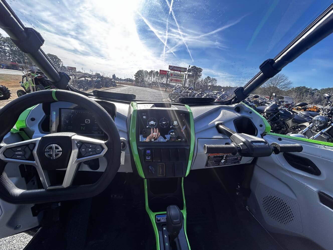 A photo of this 2026 Kawasaki Teryx®4 H2 Deluxe eS