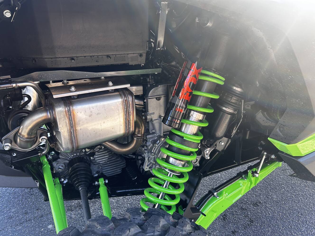 A photo of this 2026 Kawasaki Teryx®4 H2 Deluxe eS