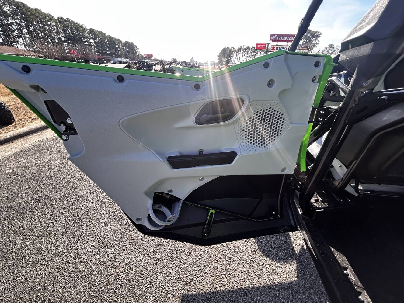 A photo of this 2026 Kawasaki Teryx®4 H2 Deluxe eS