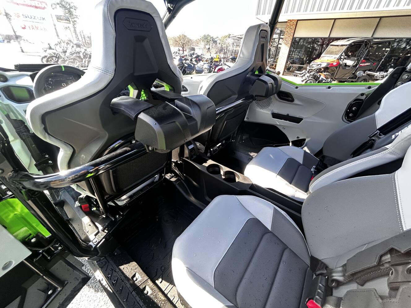 A photo of this 2026 Kawasaki Teryx®4 H2 Deluxe eS