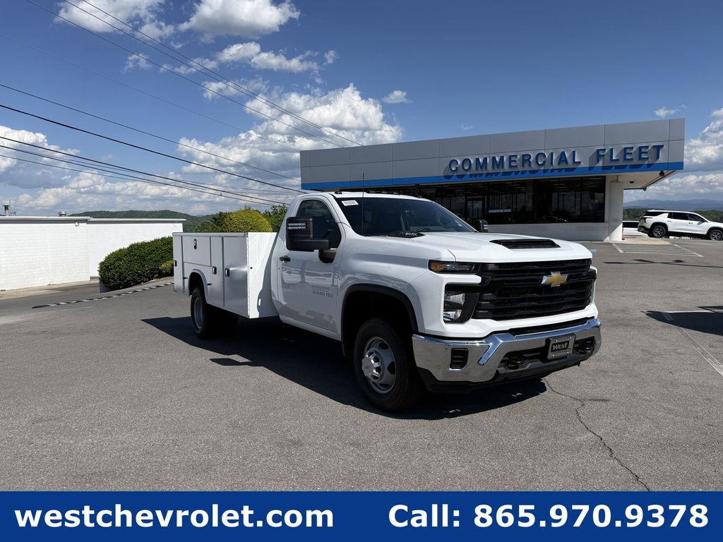 2026 Chevrolet Silverado 3500 in Alcoa, TN