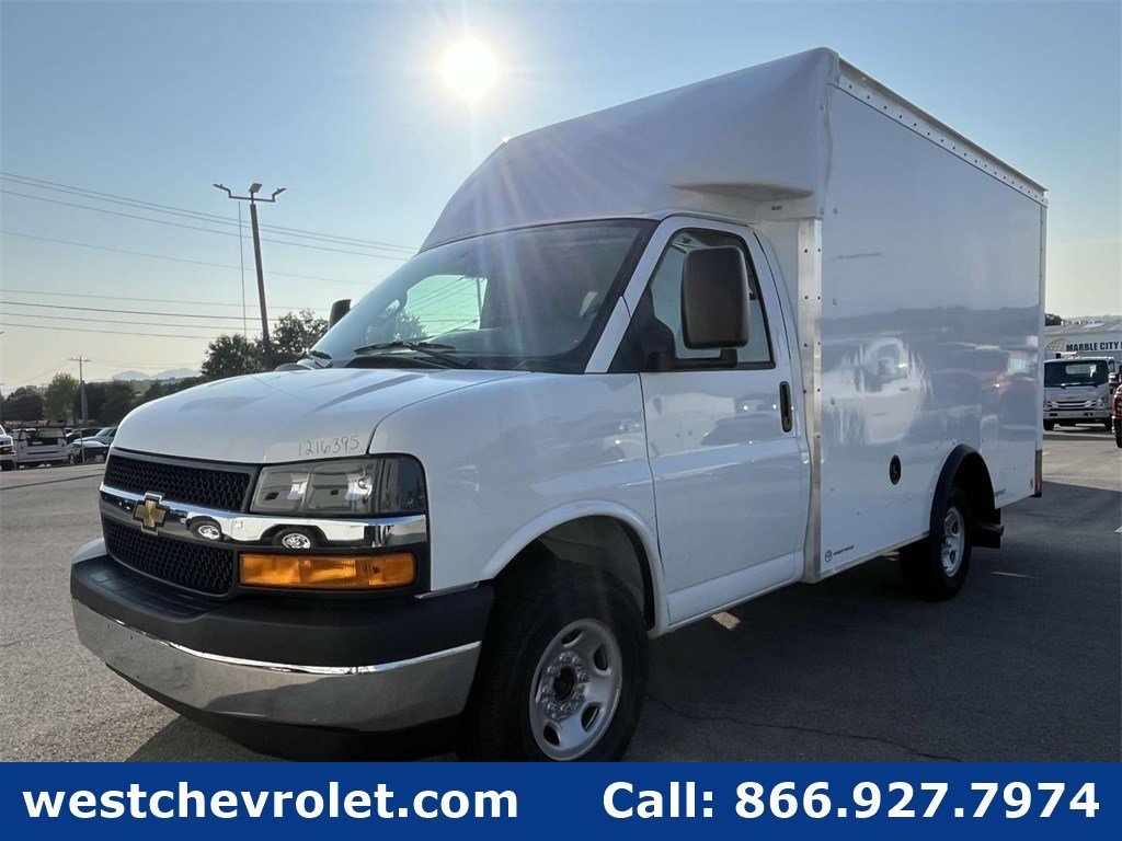 2025 CHEVROLET Express 3500 in Alcoa, TN