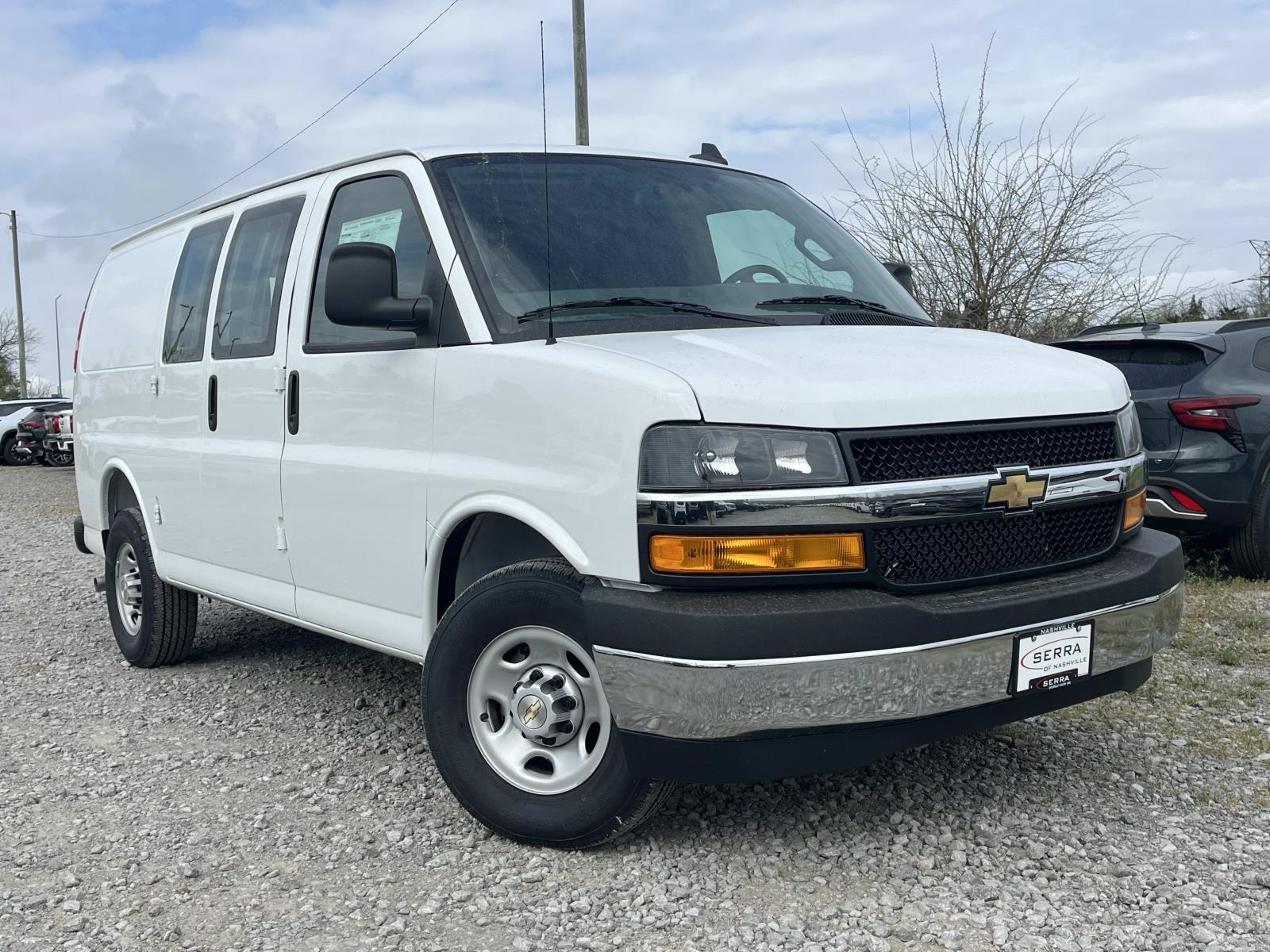 2026 CHEVROLET Express 2500 in Madison, TN