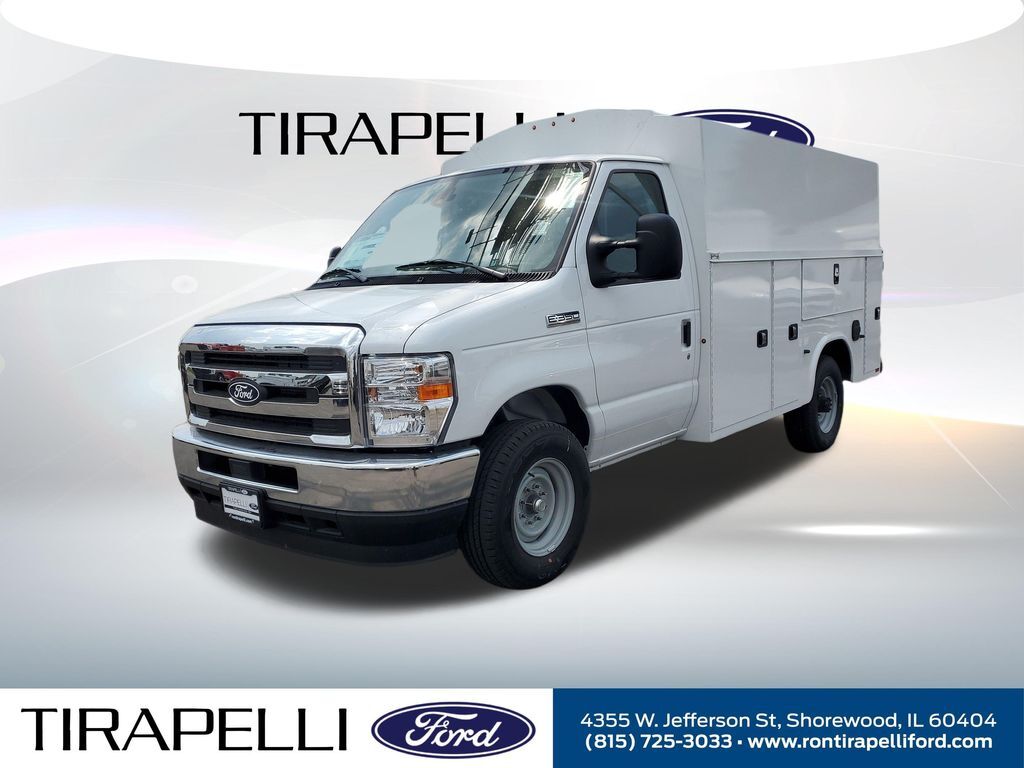 2027 FORD ECONOLINE in Shorewood, IL
