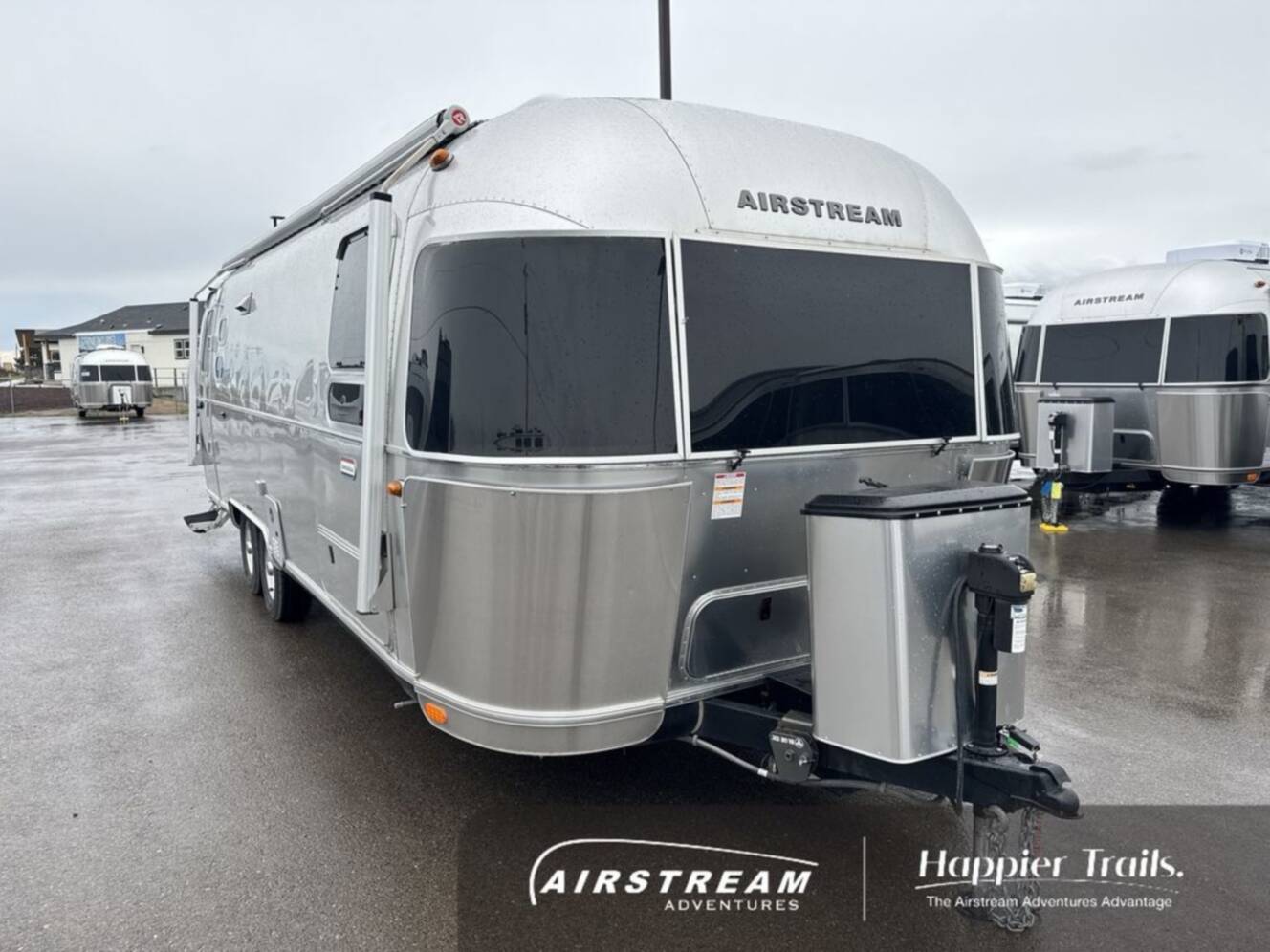 A photo of this 2021 Airstream International 27FB