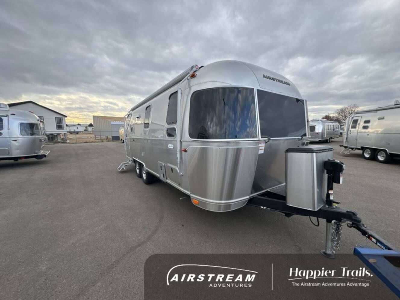 A photo of this 2026 Airstream Flying Cloud 25FB