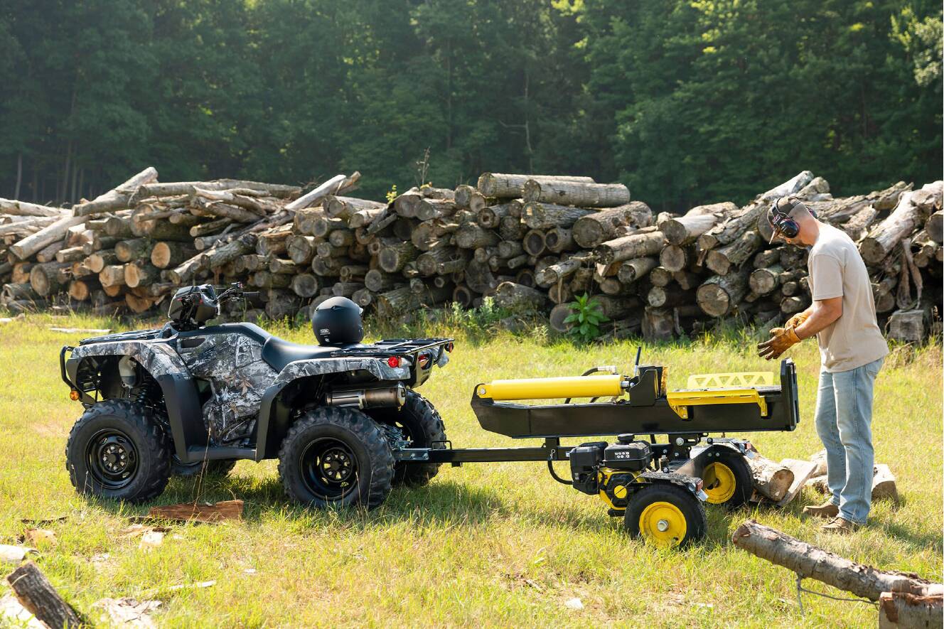 A photo of this 2027 Honda FourTrax Foreman 4x4
