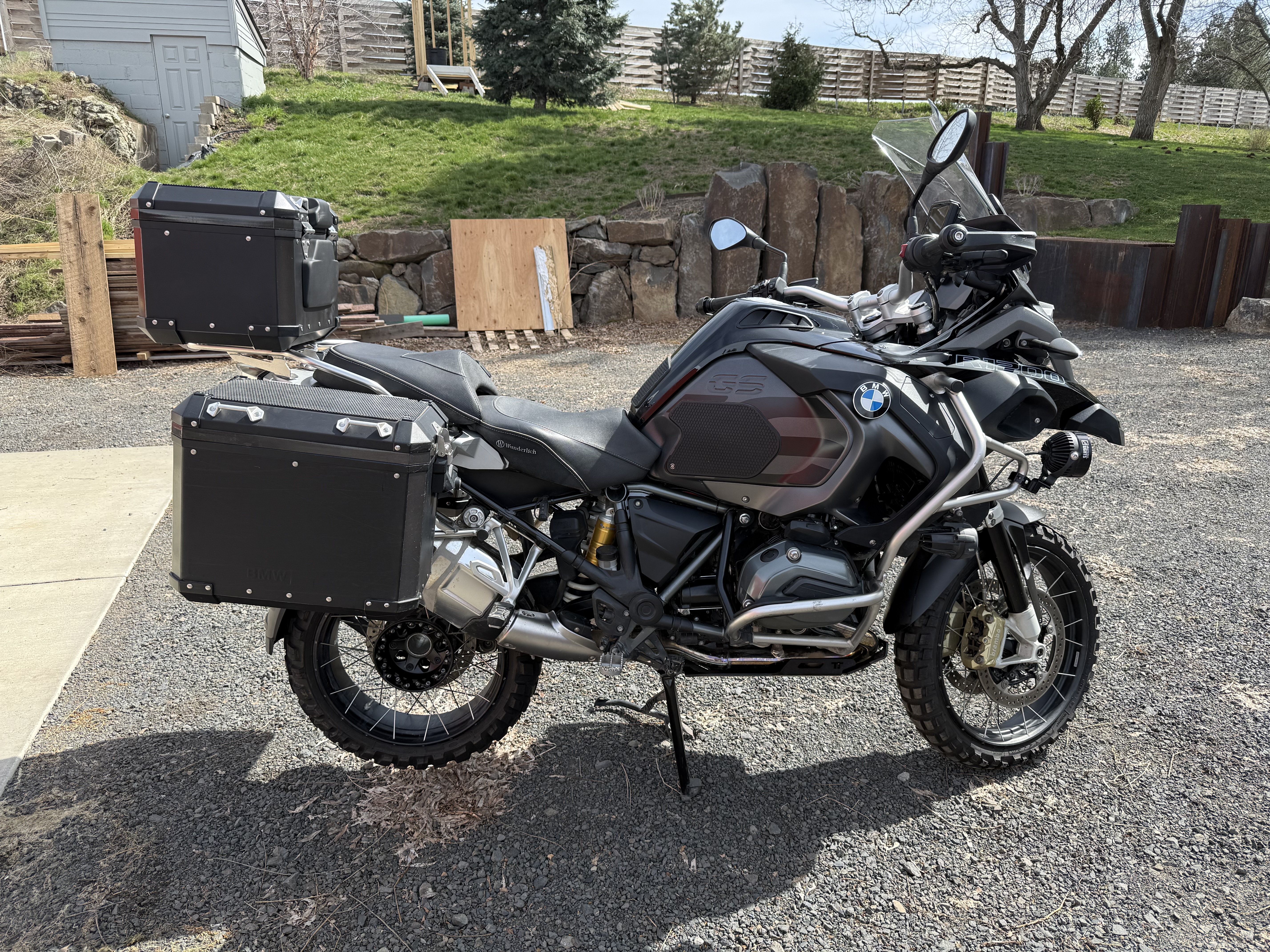 2018 BMW R 1200 GS ADVENTURE TRIPLE BLACK TRIPLE BLACK in Spokane, WA