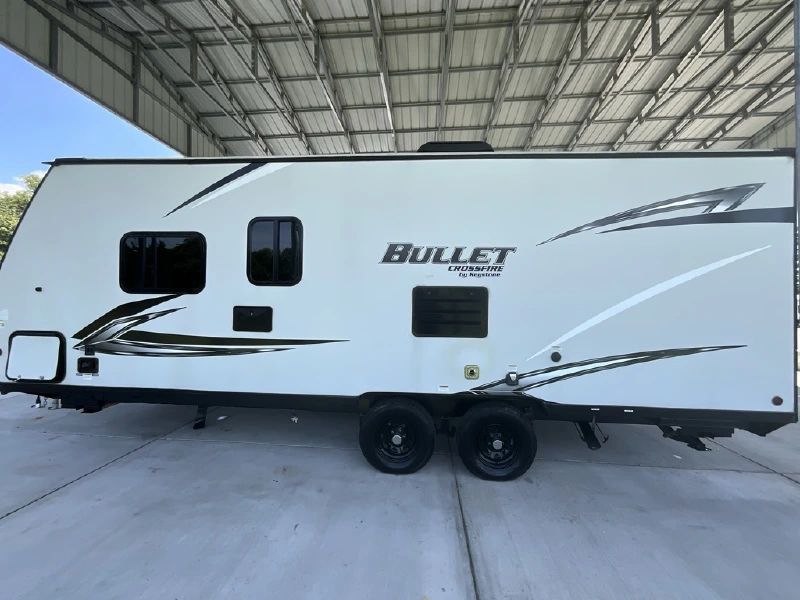 2021 KEYSTONE BULLET CROSSFIRE 2200BH