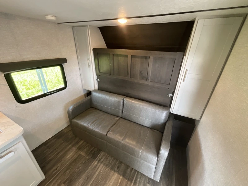 2021 KEYSTONE BULLET CROSSFIRE 2200BH