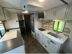 2021 KEYSTONE BULLET CROSSFIRE 2200BH