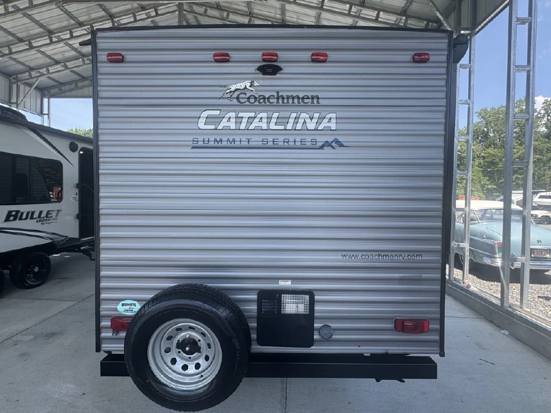 2022 COACHMEN CATALINA SUMMIT SERIES 184BHS