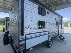 2022 COACHMEN CATALINA SUMMIT SERIES 184BHS