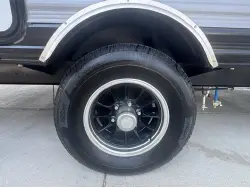 2022 COACHMEN CATALINA SUMMIT SERIES 184BHS