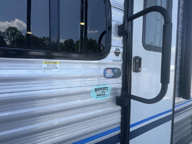 2022 COACHMEN CATALINA SUMMIT SERIES 184BHS