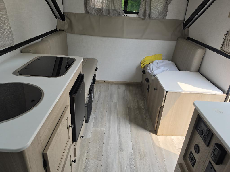 2024 FOREST RIVER ROCKWOOD A213HW