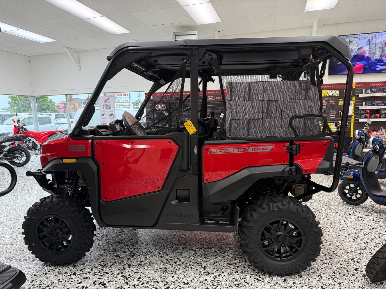 A photo of this 2026 Honda Pioneer 1000-5 Deluxe