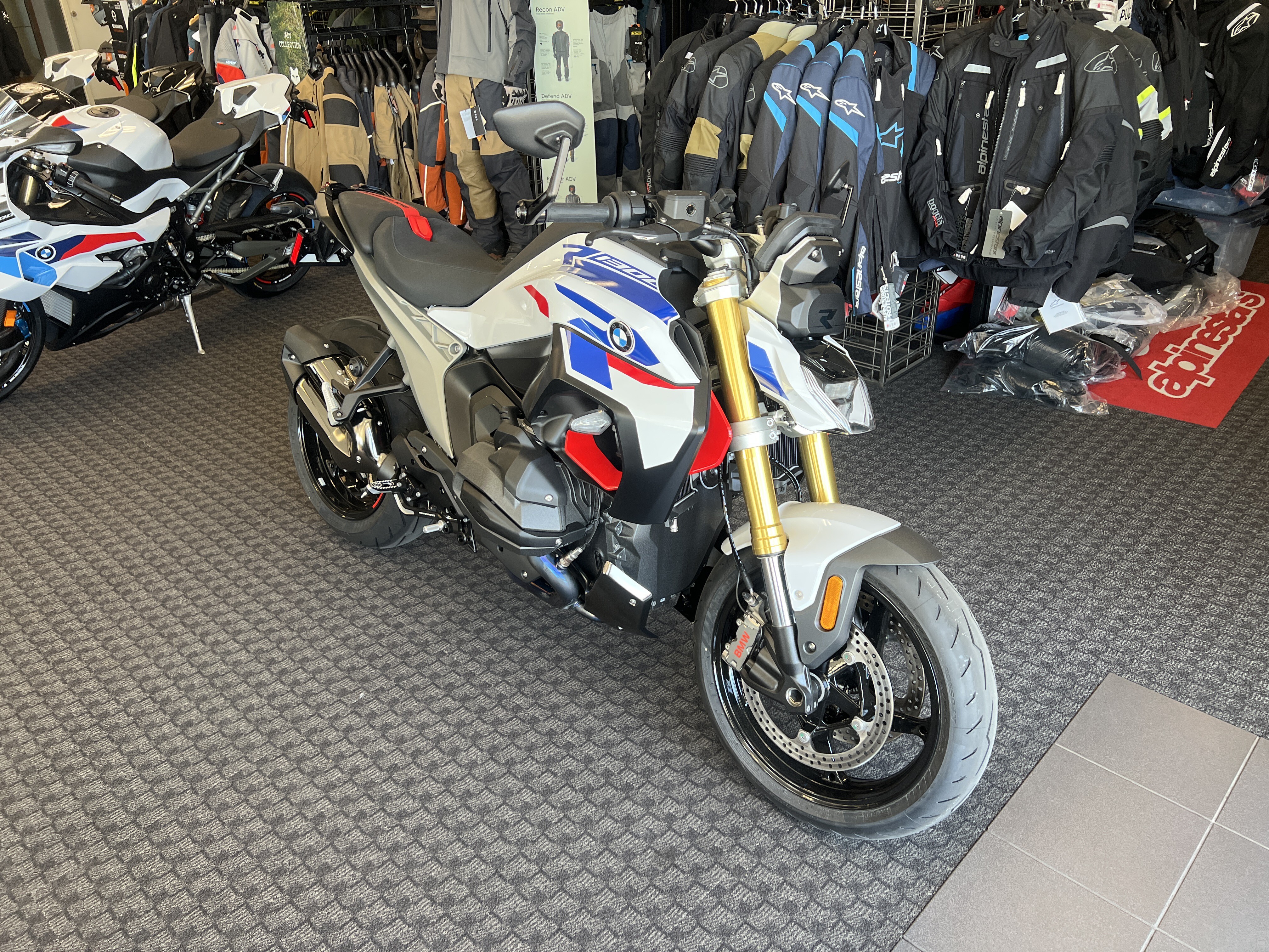 2026 BMW R 1300 R in Orange, CA