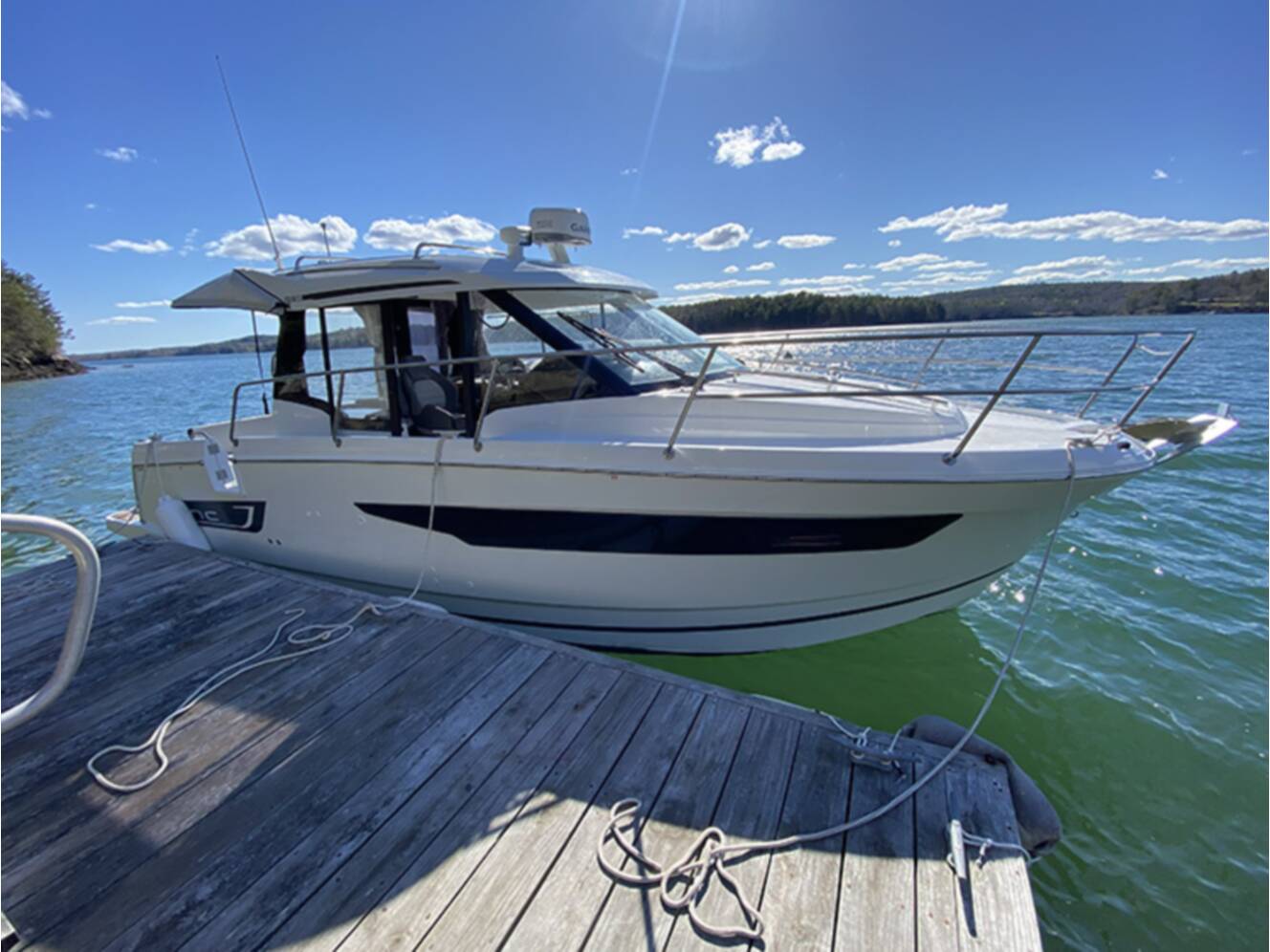 A photo of this 2021 Jeanneau NC 895