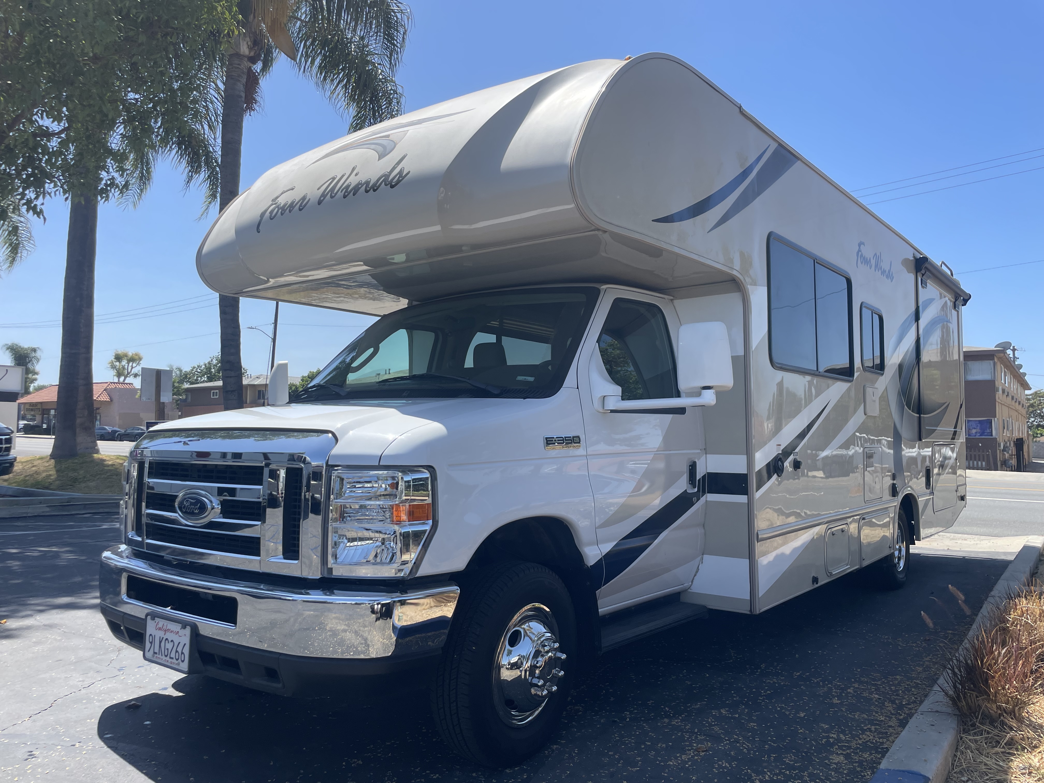 2018 Thor Motor Coach 4 Winds 26B in la habra CA